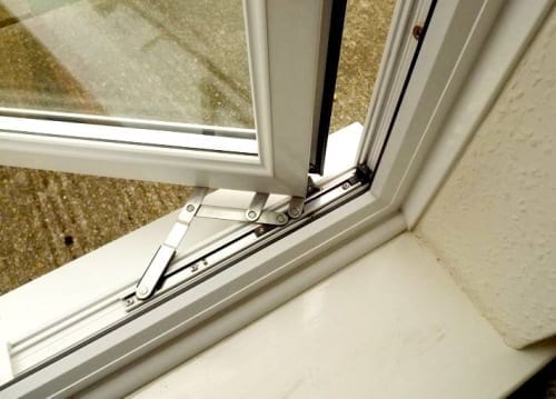 UPVC Window Hinges / Friction Stays - Eydens Locksmiths &amp; Security Centre  in Coventry